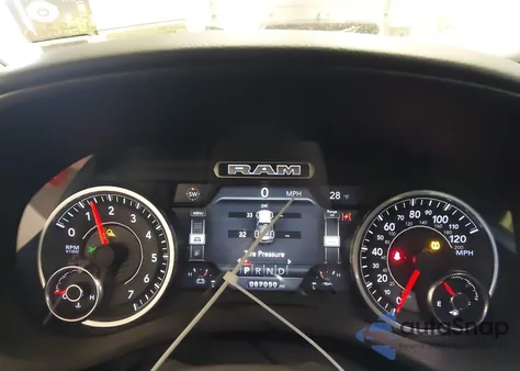 2019 Ram 1500 Big Horn/Lone Star 4X4 5'7 Box from USA, damaged, VIN 1C6SRFFT1KN830499